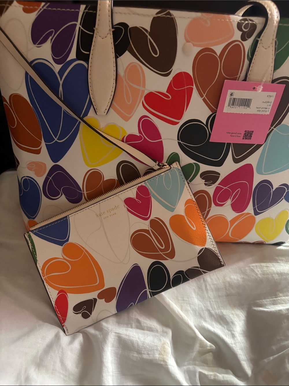 NWTS kate spade Multicolor Heart-Print Tote with Matching Wristlet - Picture 4 of 6